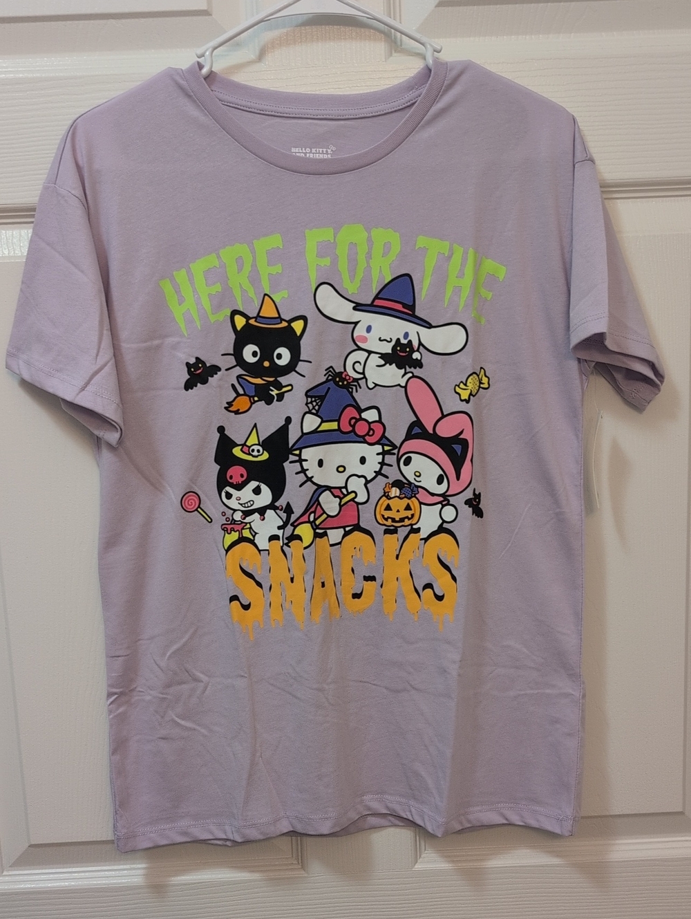 Hello Kitty And Friends Halloween T-shirt NWT